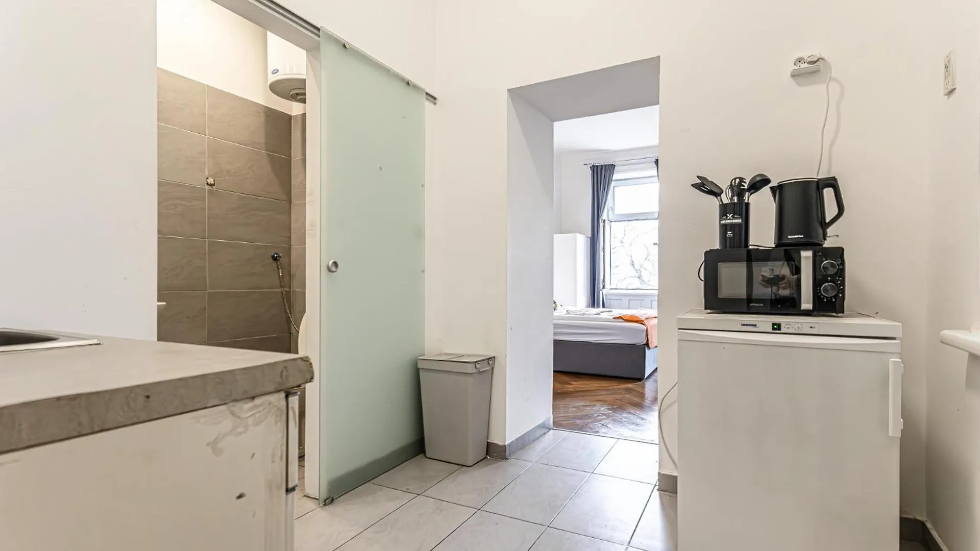 Two Charming Apartments Near Volksoper And Akh Vienna